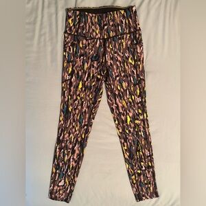 Calvin Klein Performance Patterned Leggings size XS/TP. Great condition